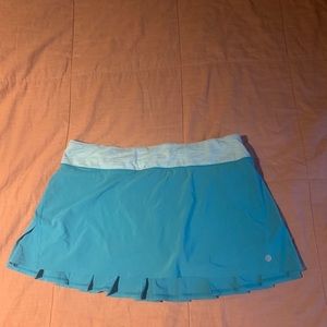 Super cute Lululemon skirt!